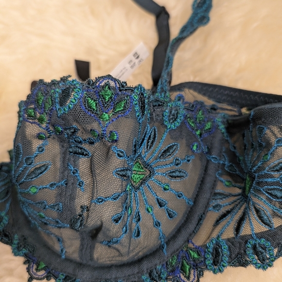 Chantelle Other - CHANTELLE * Vendôme* DEMI BRA -STYLE 1905- EMERALD GREEN AND EMBROIDERED LACE